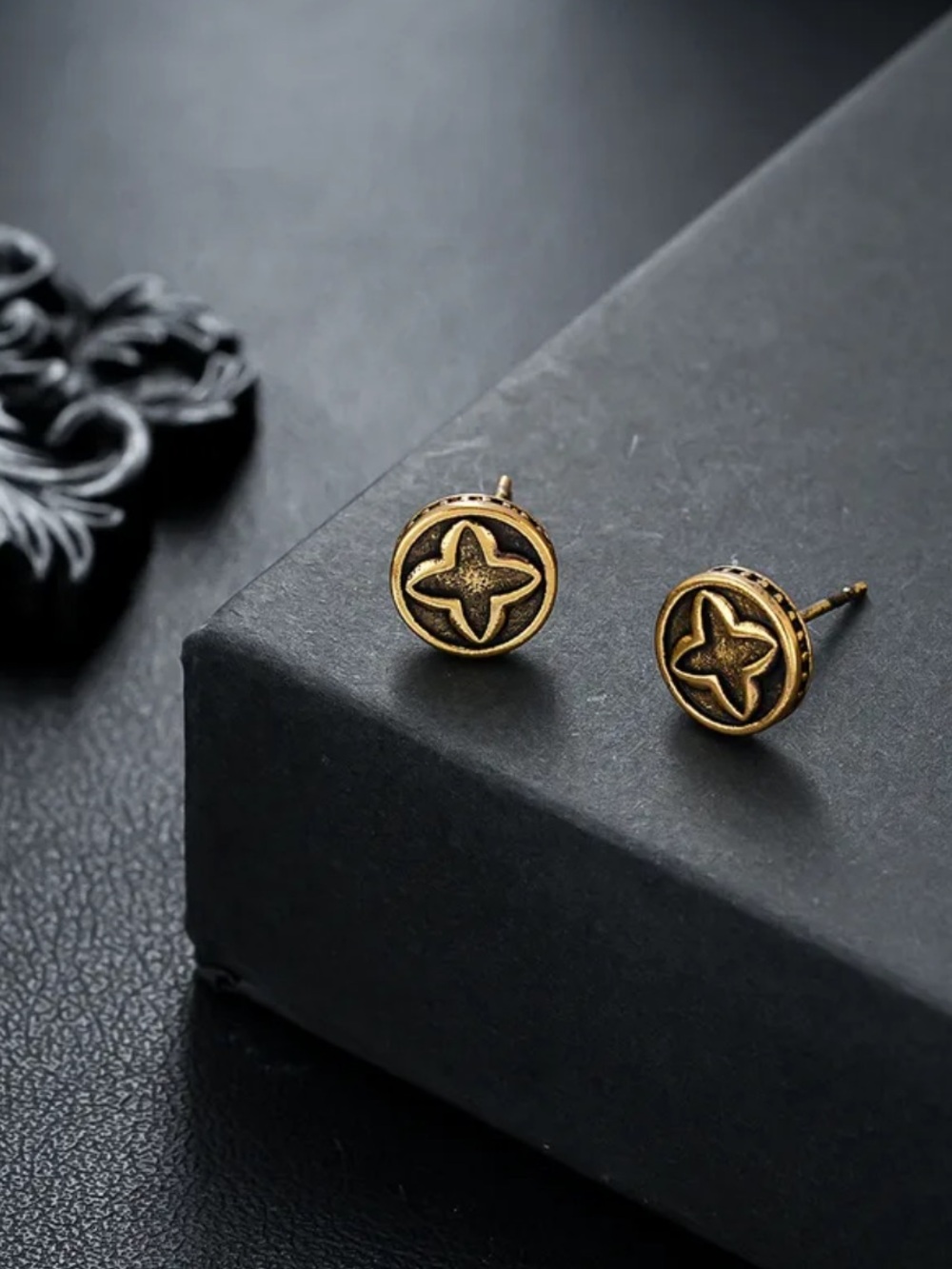 Gold Tone Star Accent Stud Earrings